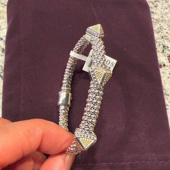 Three Station Pyramid Caviar Bracelet from Lagos | 6mm Size S+(6.5) - Picture 10 of 11